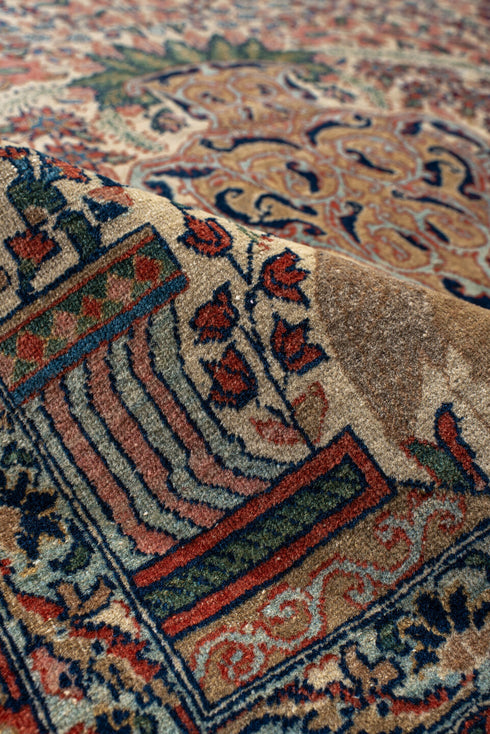 Antique Lavar Area Rug (4' x 6')